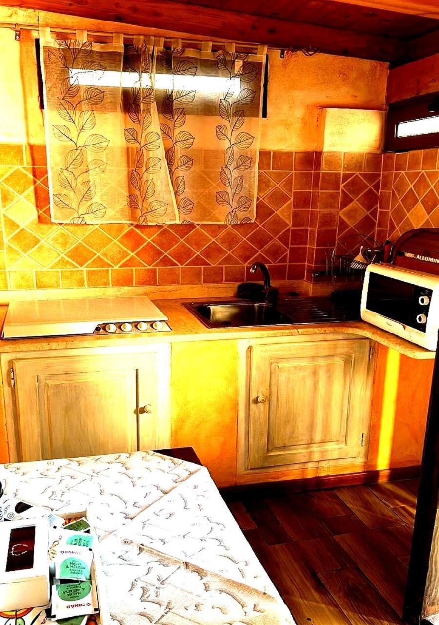 Santa Maria Apartment ออลเบีย ภายนอก รูปภาพ
